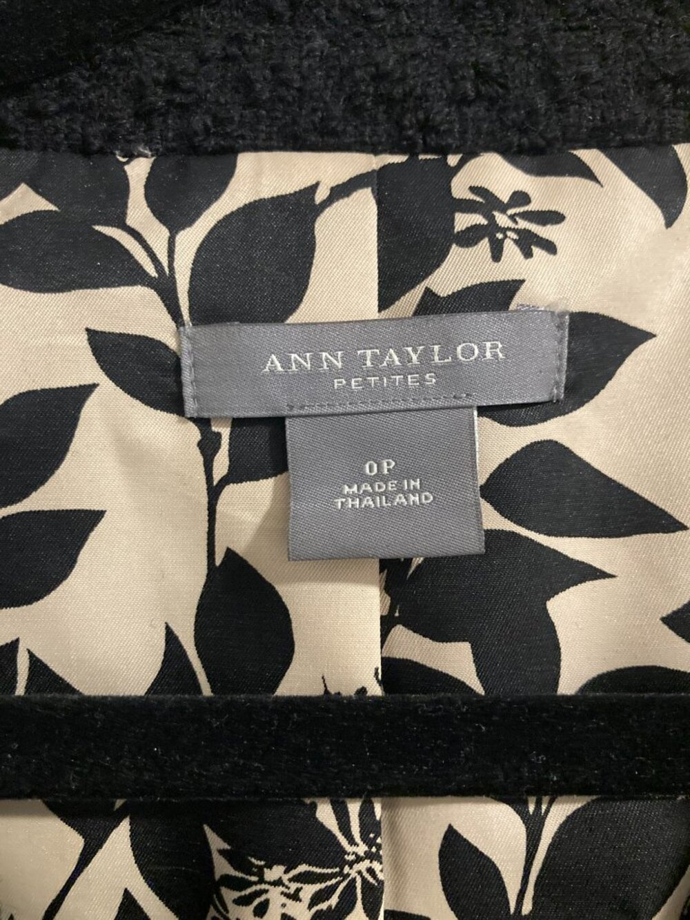 ANN TAYLOR - Picture 3 of 3